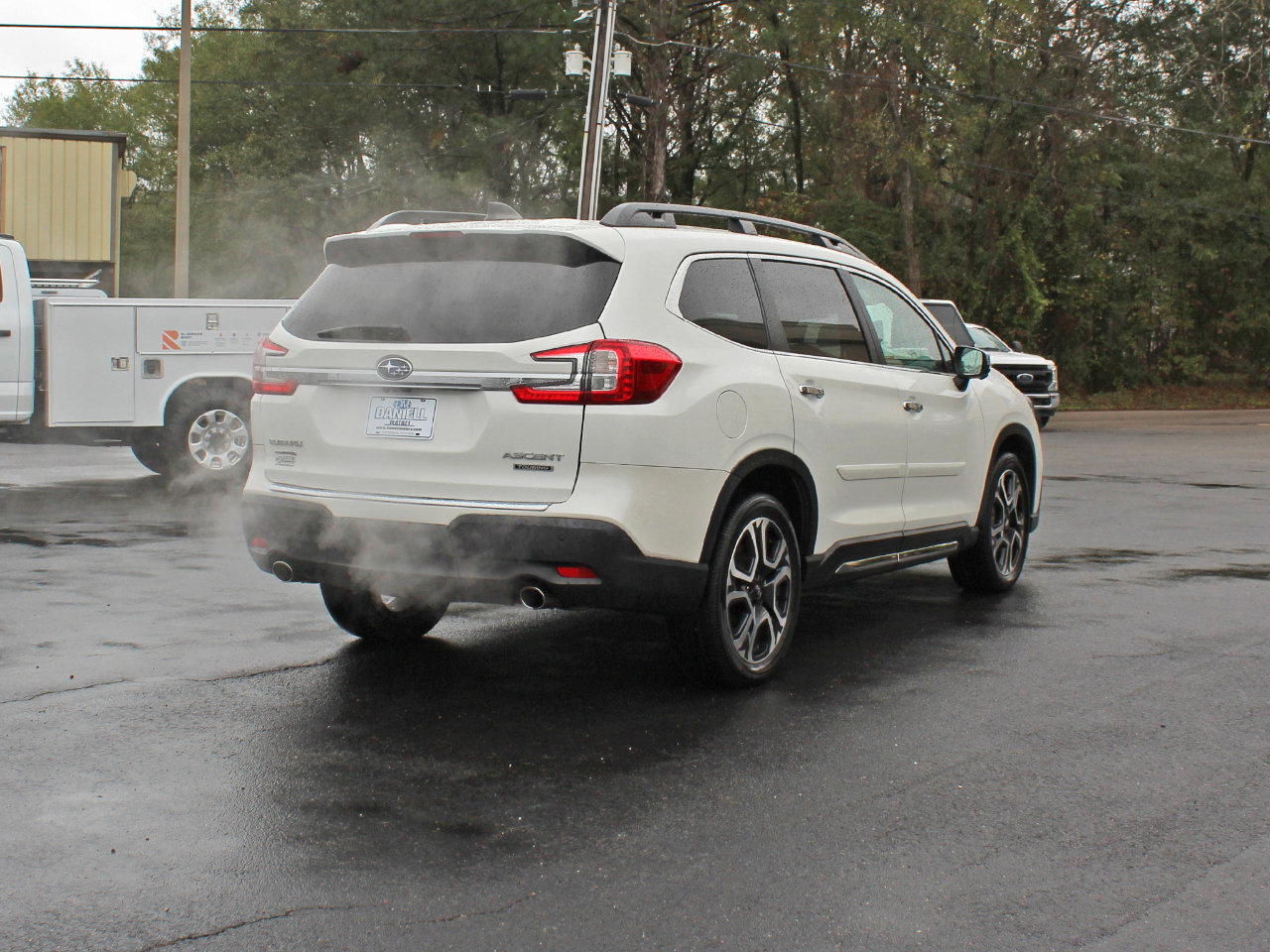 Used 2023 Subaru Ascent Touring image 12