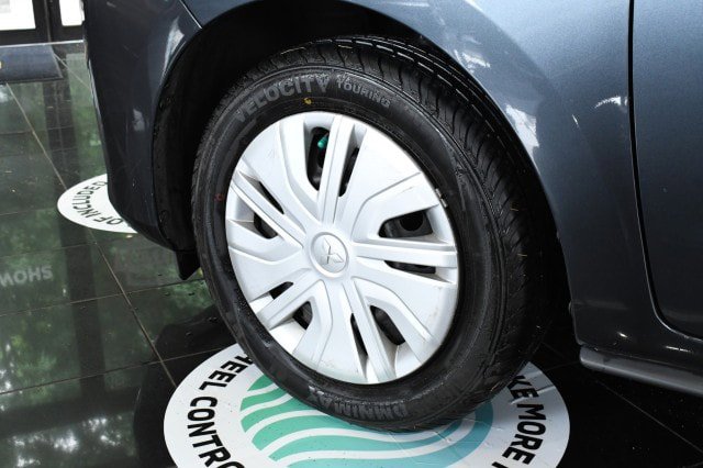 Used 2024 Mitsubishi Mirage ES FWD image 32