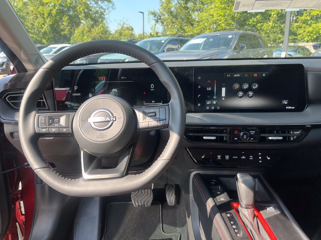New 2027 Nissan Kicks SR w/ SR Premium Package FWD image 26