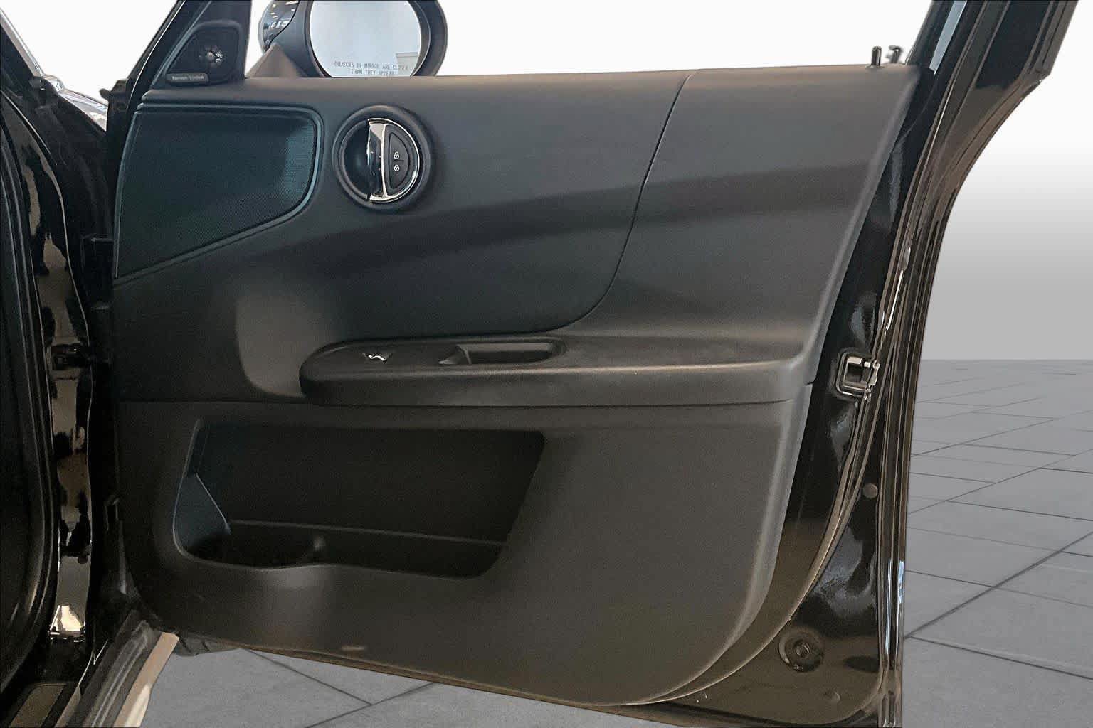 Used 2018 MINI Cooper Countryman FWD image 21