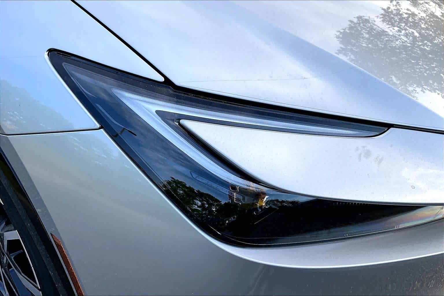 New 2026 Toyota Prius Plug-In Hybrid FWD image 13