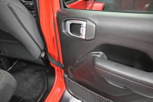 Used 2024 Jeep Gladiator Sport AWD/4WD image 18