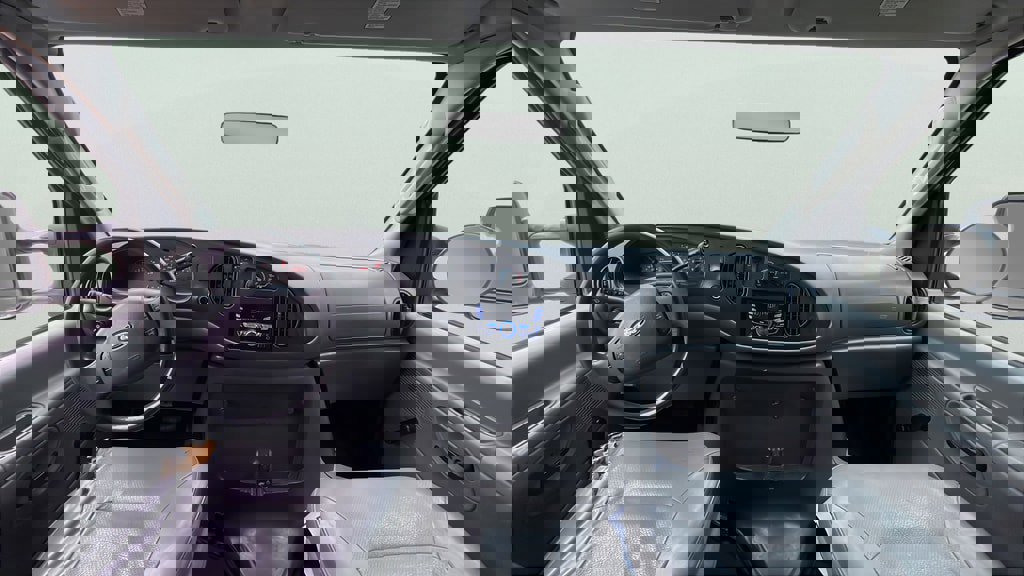 Used 2005 Ford E-350 and Econoline 350 Super Duty image 9