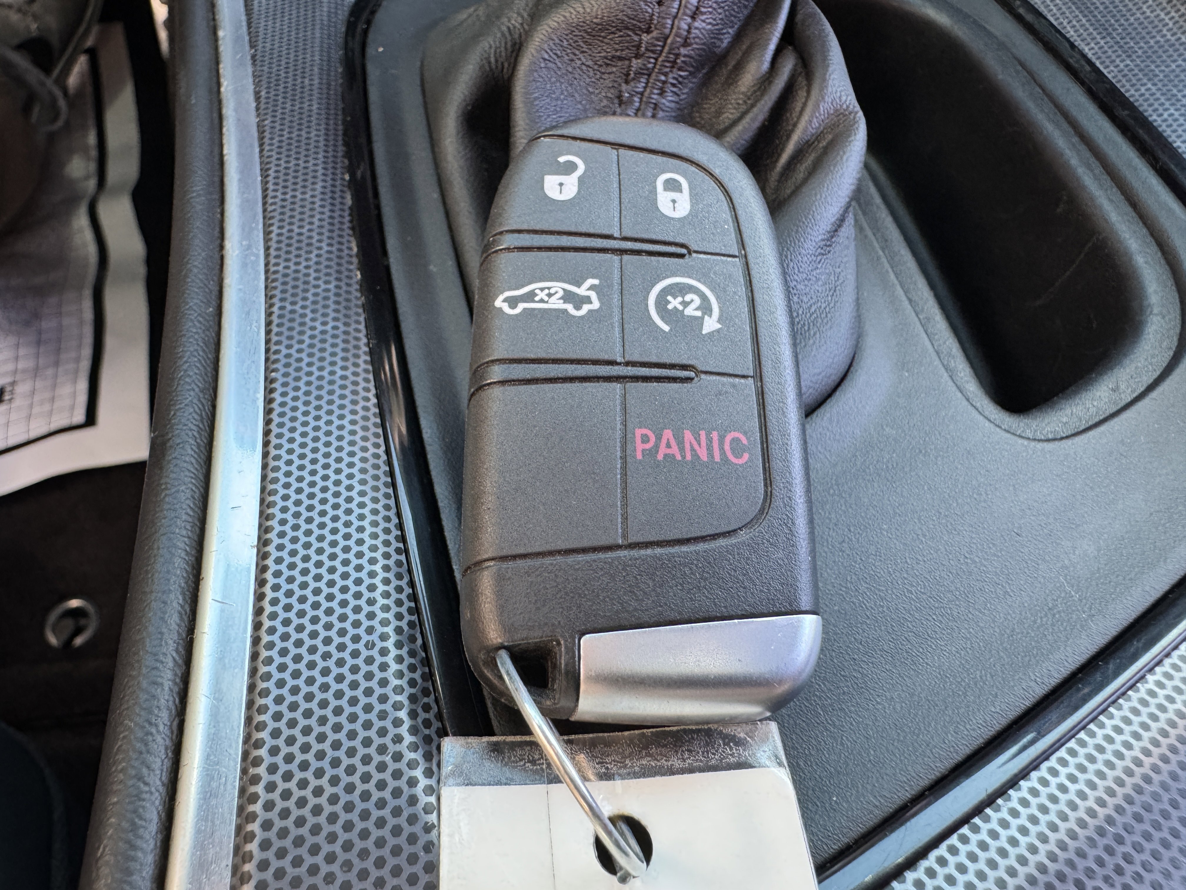 Used 2016 Dodge Challenger R/T Scat Pack w/ Leather Interior Group image 35