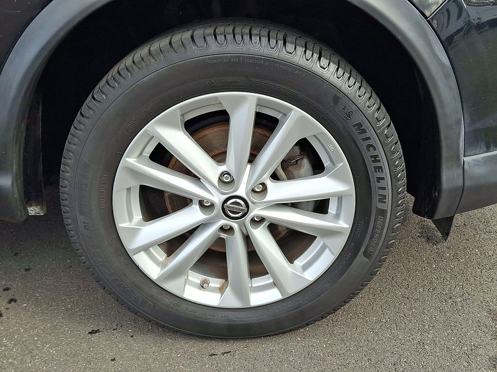 Used 2019 Nissan Rogue Sport SV image 8