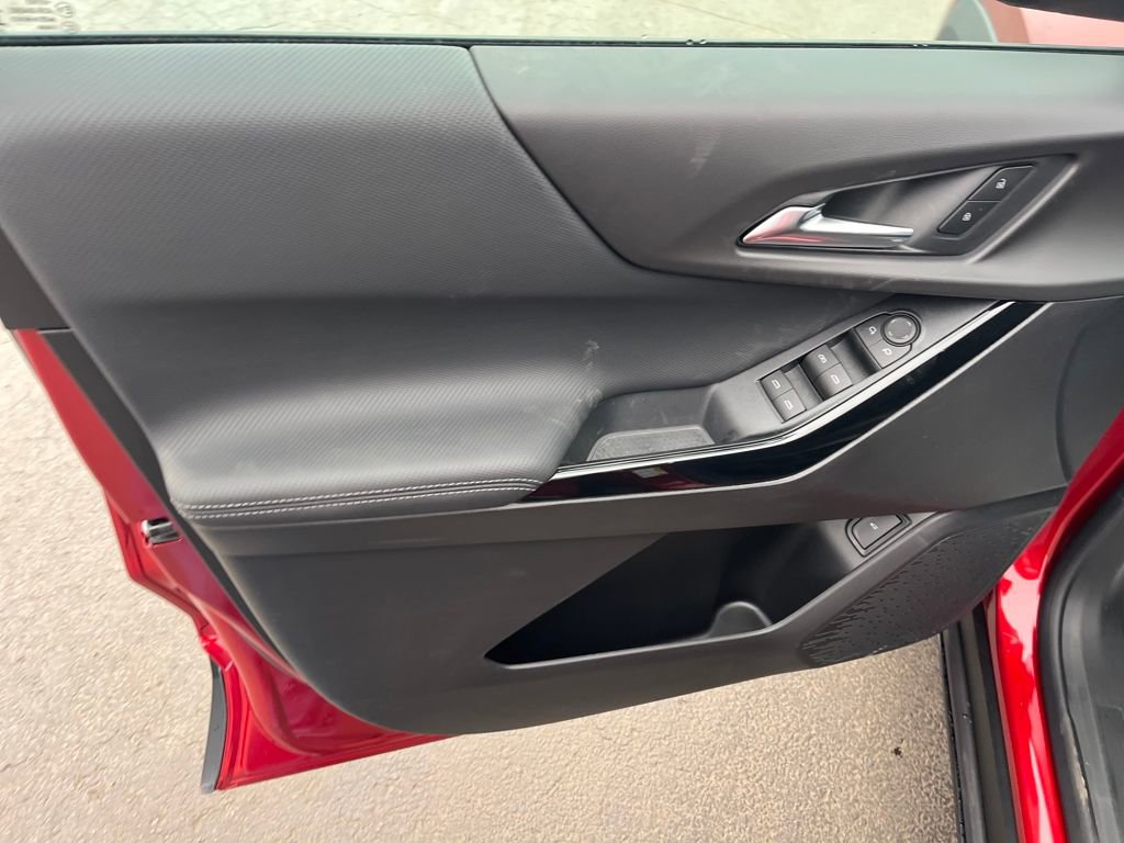 New 2026 Chevrolet Equinox LT image 18