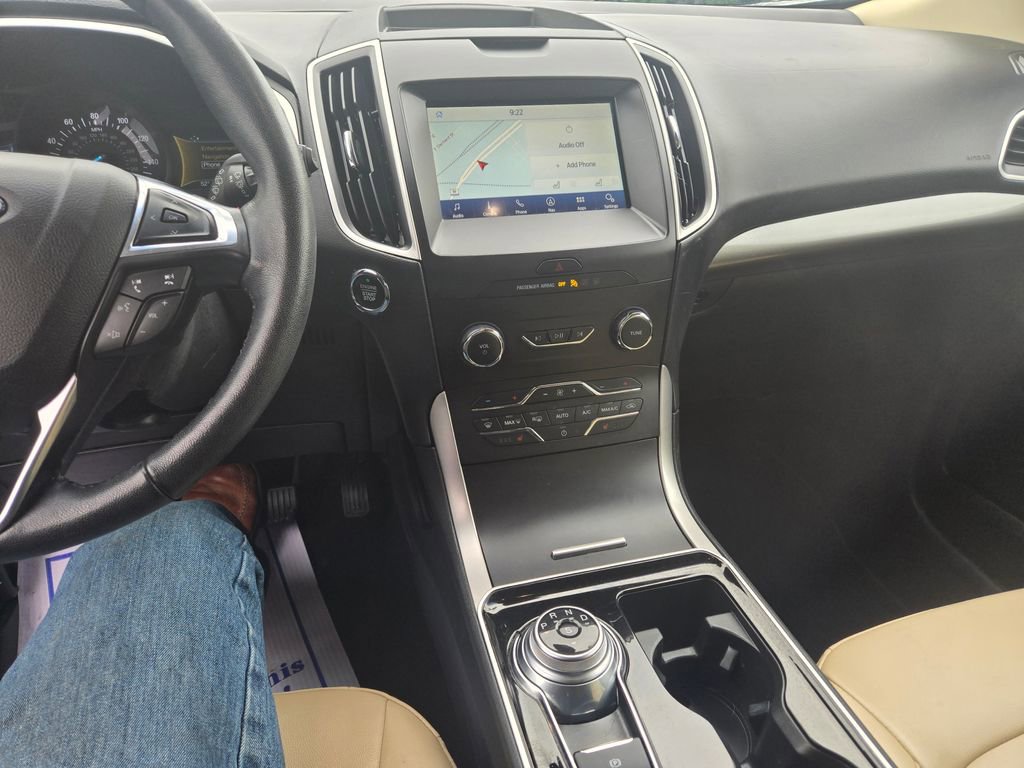 Used 2020 Ford Edge SEL FWD image 9