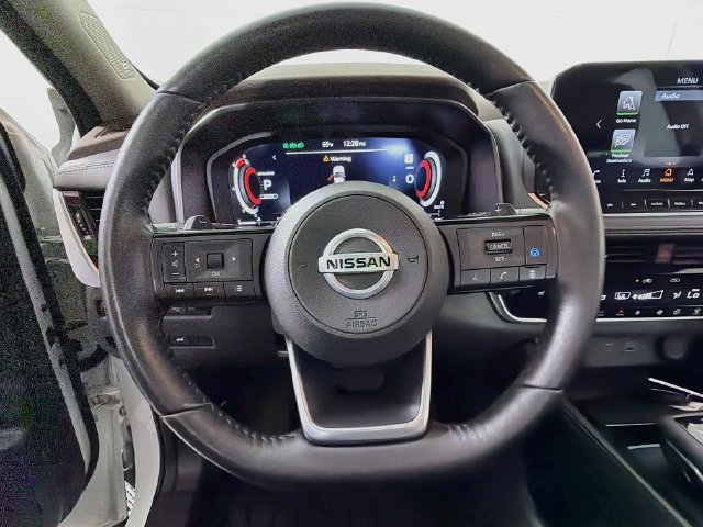 Certified 2021 Nissan Rogue Platinum AWD/4WD image 16