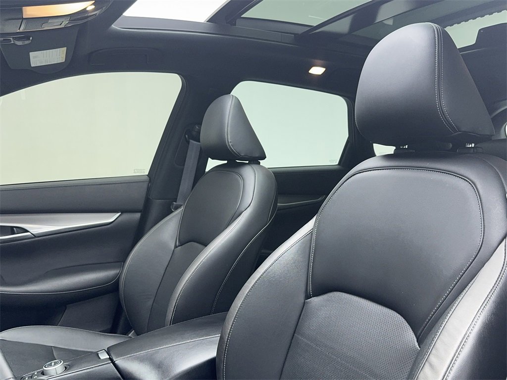 Used 2022 INFINITI QX50 Luxe w/ Appearance Package image 35