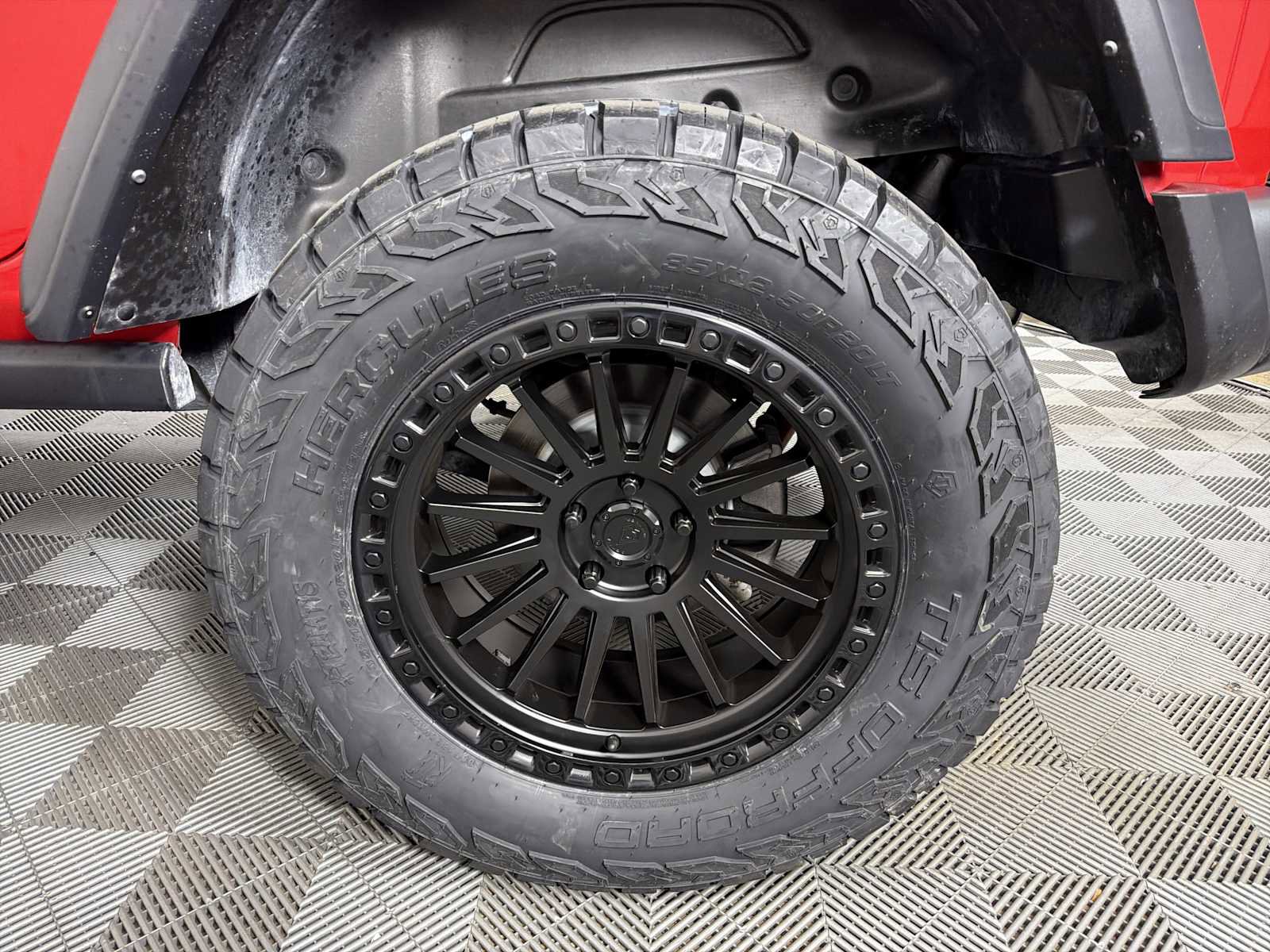 Used 2024 Jeep Wrangler Unlimited Rubicon image 17