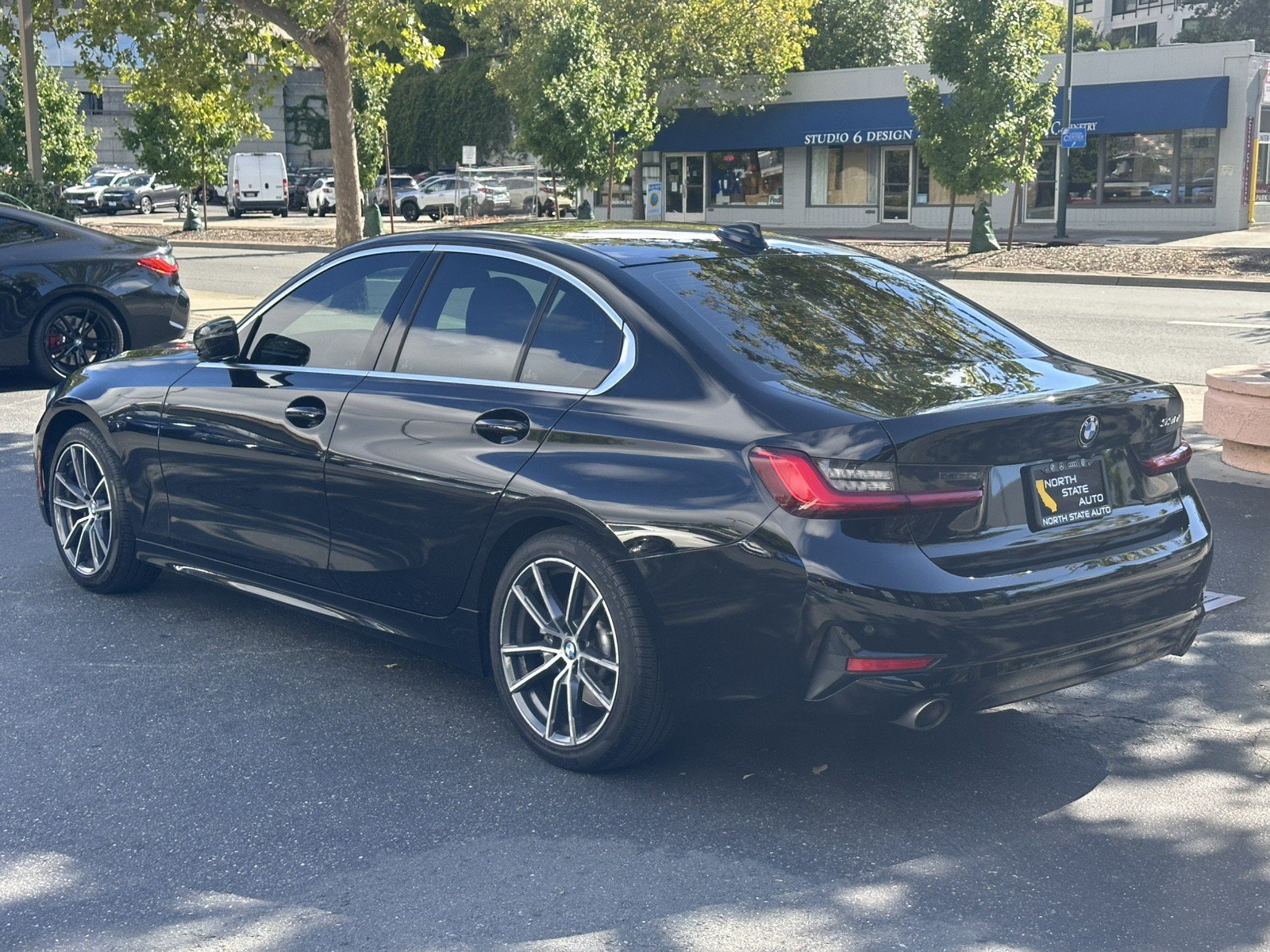 Used 2019 BMW 330i Sedan w/ Convenience Package RWD image 12