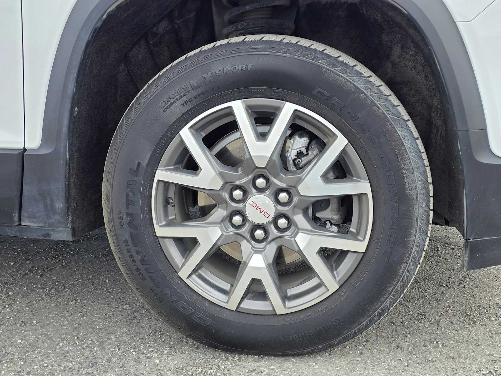 Used 2022 GMC Acadia SLE w/ Driver Convenience Package AWD/4WD image 9