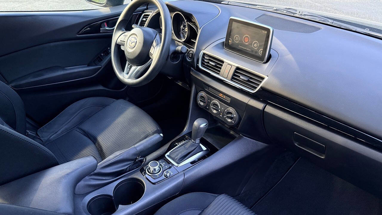 Used 2016 MAZDA MAZDA3 i Sport w/ Preferred Equipment Package FWD image 17