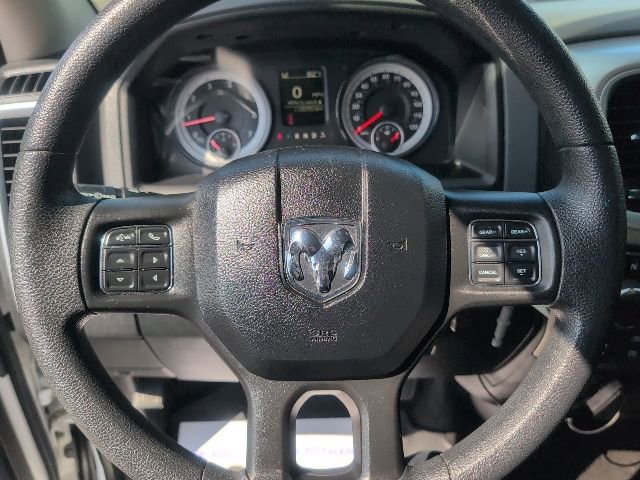 Used 2018 RAM 1500 Classic SLT AWD/4WD image 22