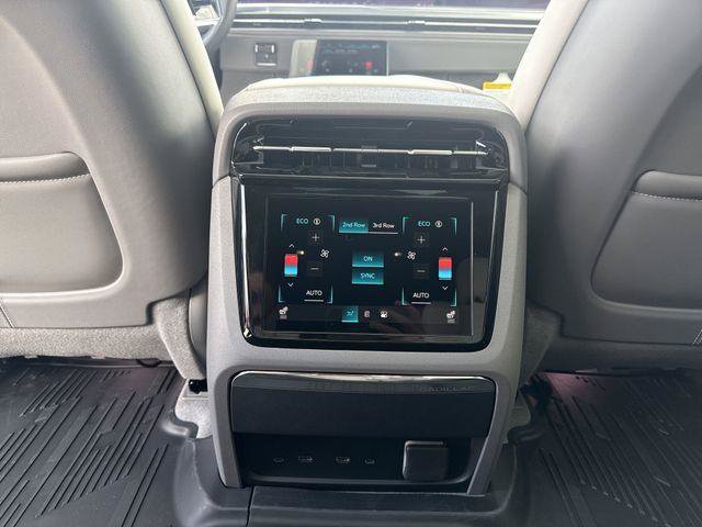 New 2026 Cadillac Escalade IQL Sport 1 w/ LPO, Floor Liner Package AWD/4WD image 13