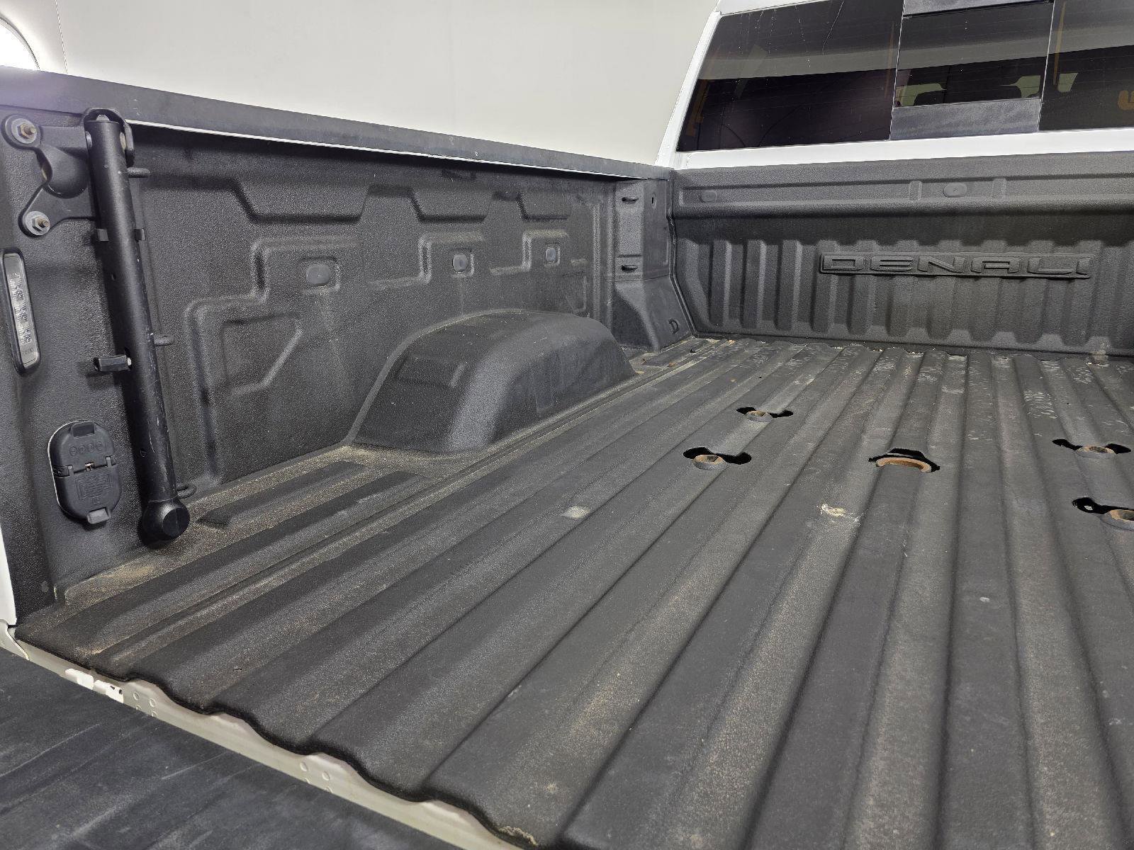 Used 2020 GMC Sierra 2500 Denali w/ Denali Ultimate Package image 8