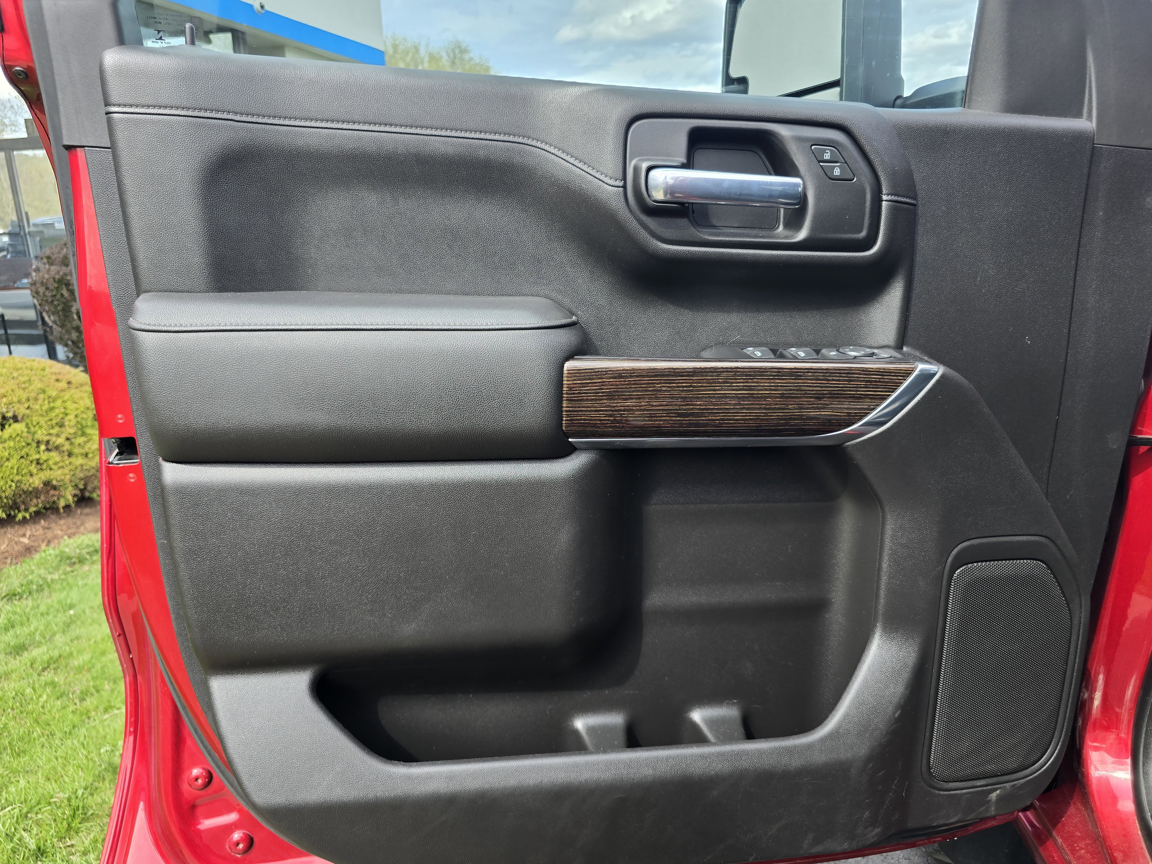 Used 2021 GMC Sierra 1500 Elevation w/ X31 Off-Road Package AWD/4WD image 16