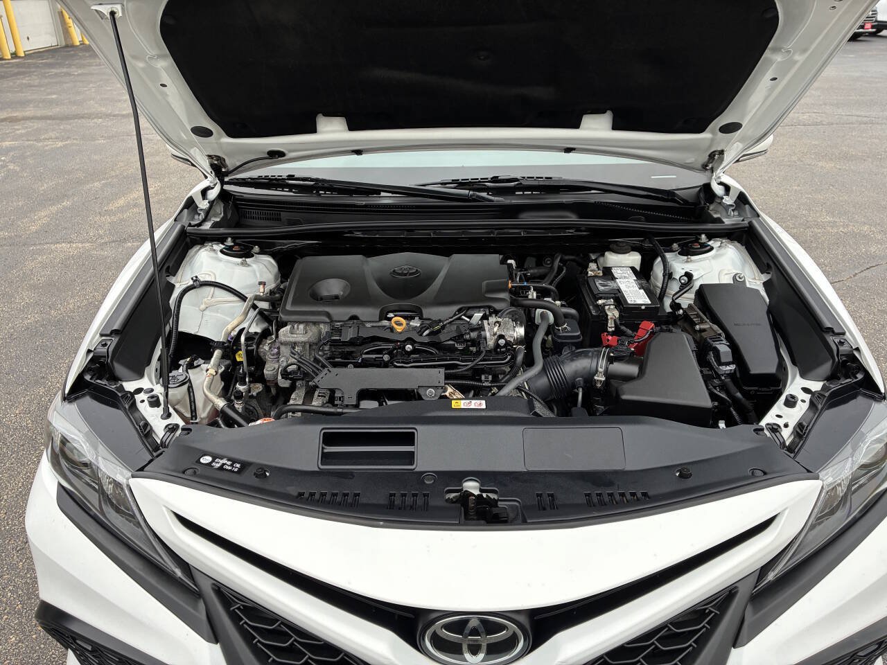 Used 2023 Toyota Camry SE FWD image 37