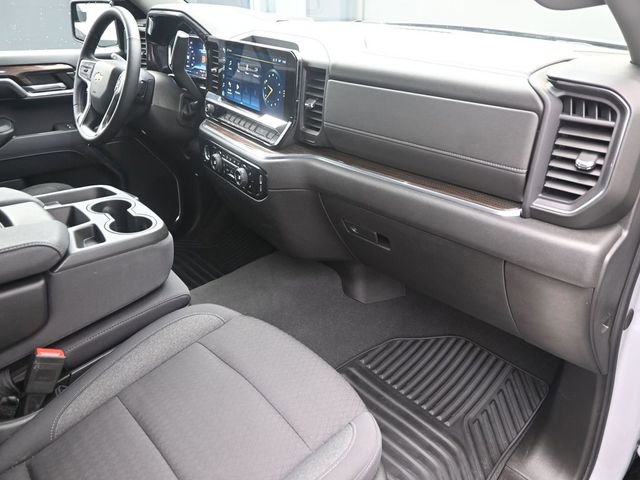 Used 2024 Chevrolet Silverado 1500 LT image 46