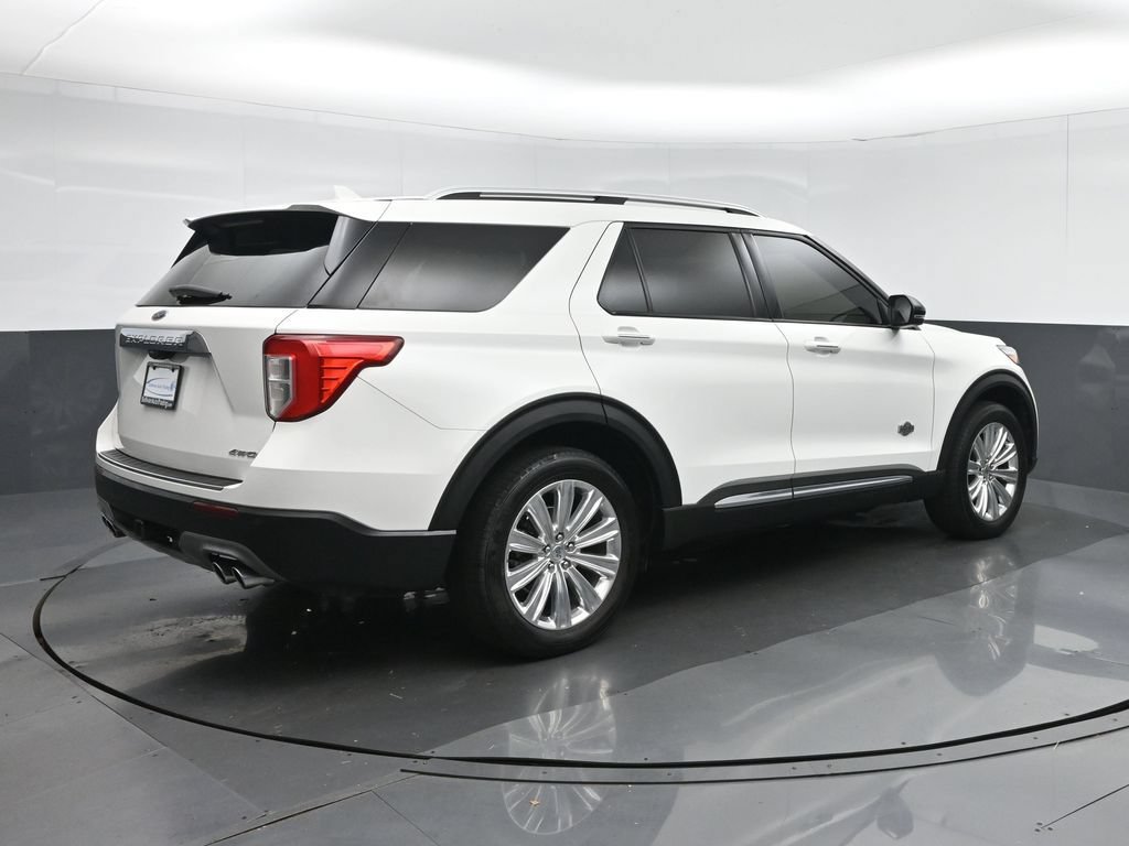 Used 2021 Ford Explorer King Ranch w/ Premium Technology Package AWD/4WD image 7