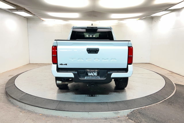 Used 2024 Toyota Tacoma TRD Sport image 4
