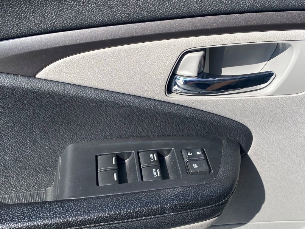 Used 2018 Honda Pilot EX-L image 19