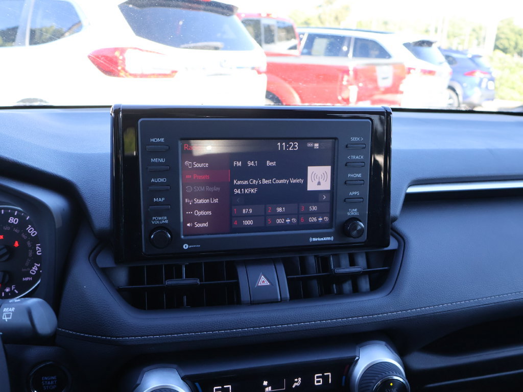 Used 2021 Toyota RAV4 XLE w/ Convenience Package AWD/4WD image 20