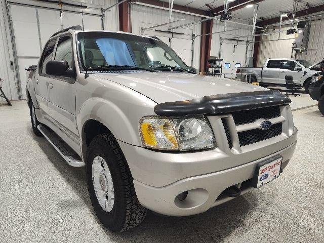 Used 2004 Ford Explorer Sport Trac 4x4 image 3