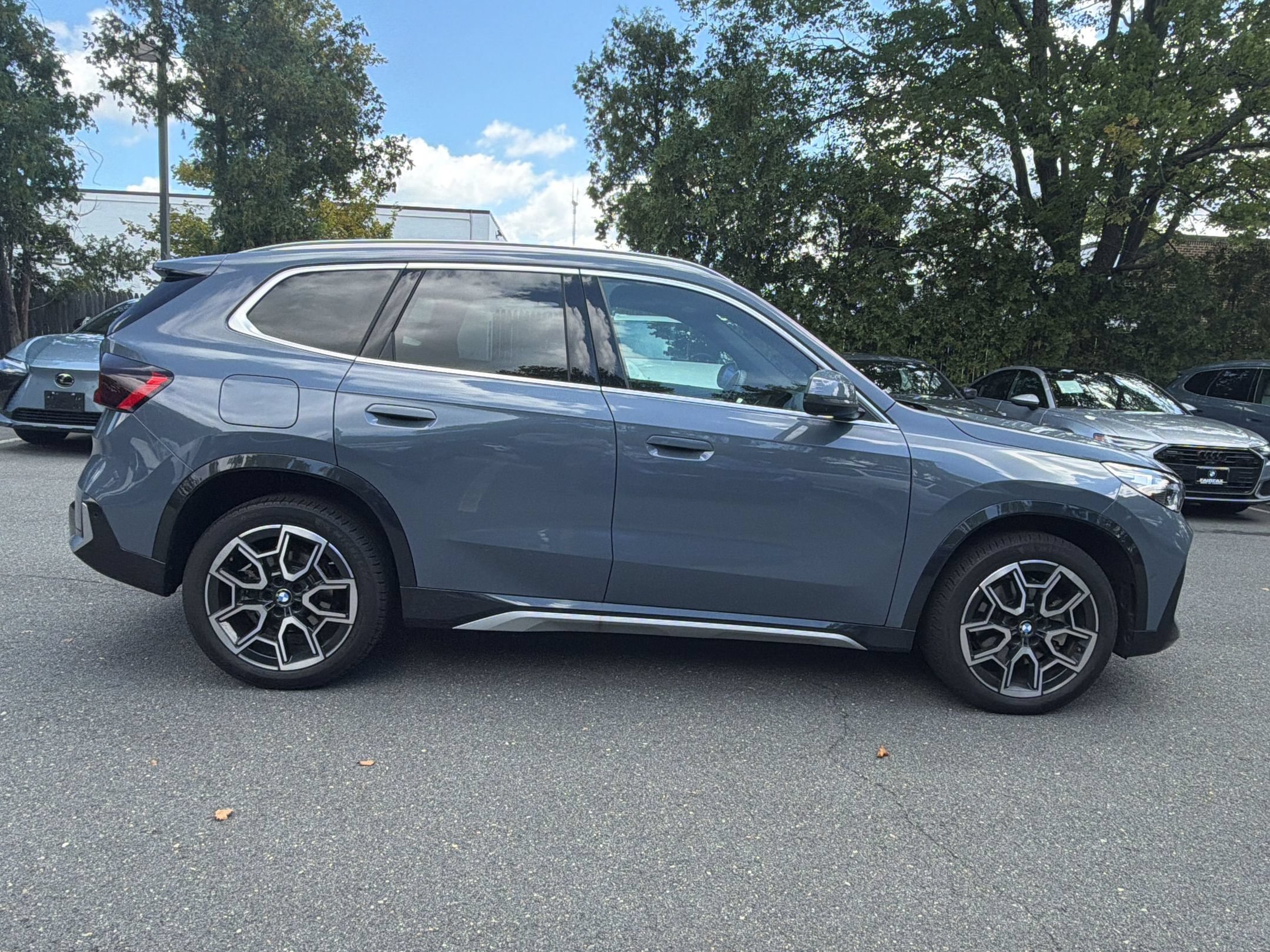 Certified 2025 BMW X2 xDrive28i AWD/4WD image 8