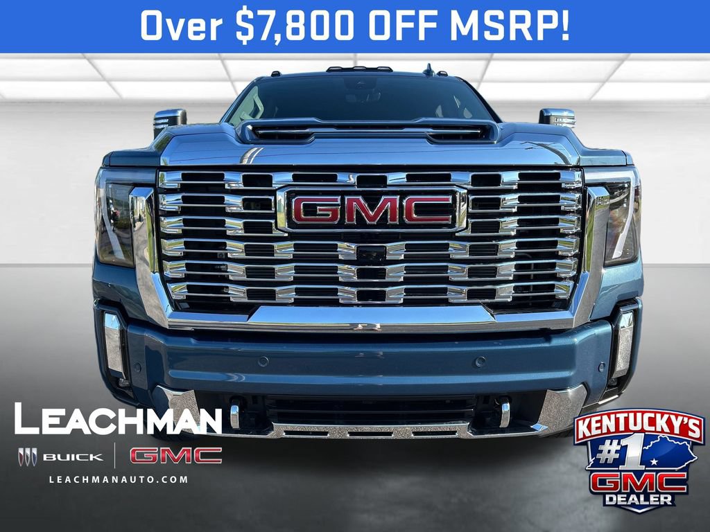 New 2026 GMC Sierra 3500 4x4 Crew Cab Denali w/ Denali Reserve Package image 8