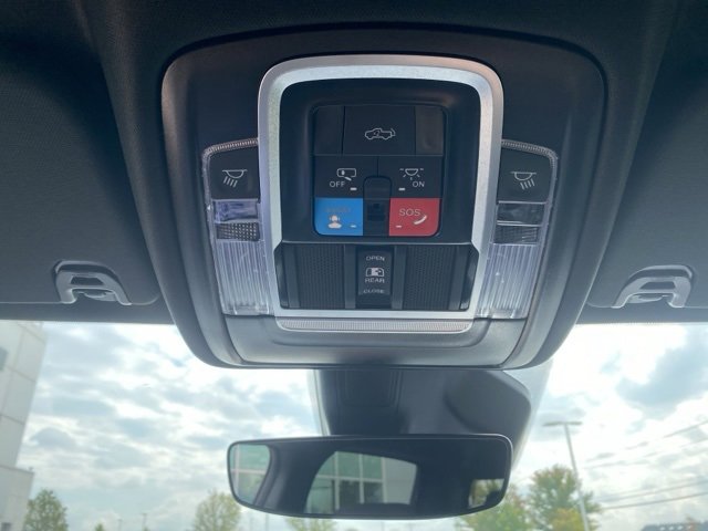 New 2026 RAM 1500 4x4 Crew Cab image 20