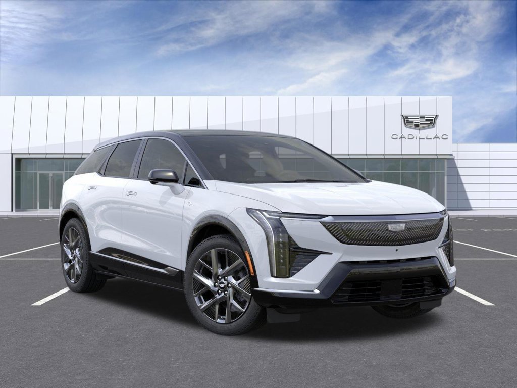 New 2027 Cadillac Optiq Luxury w/ LPO, Floor Liner Package AWD/4WD image 7