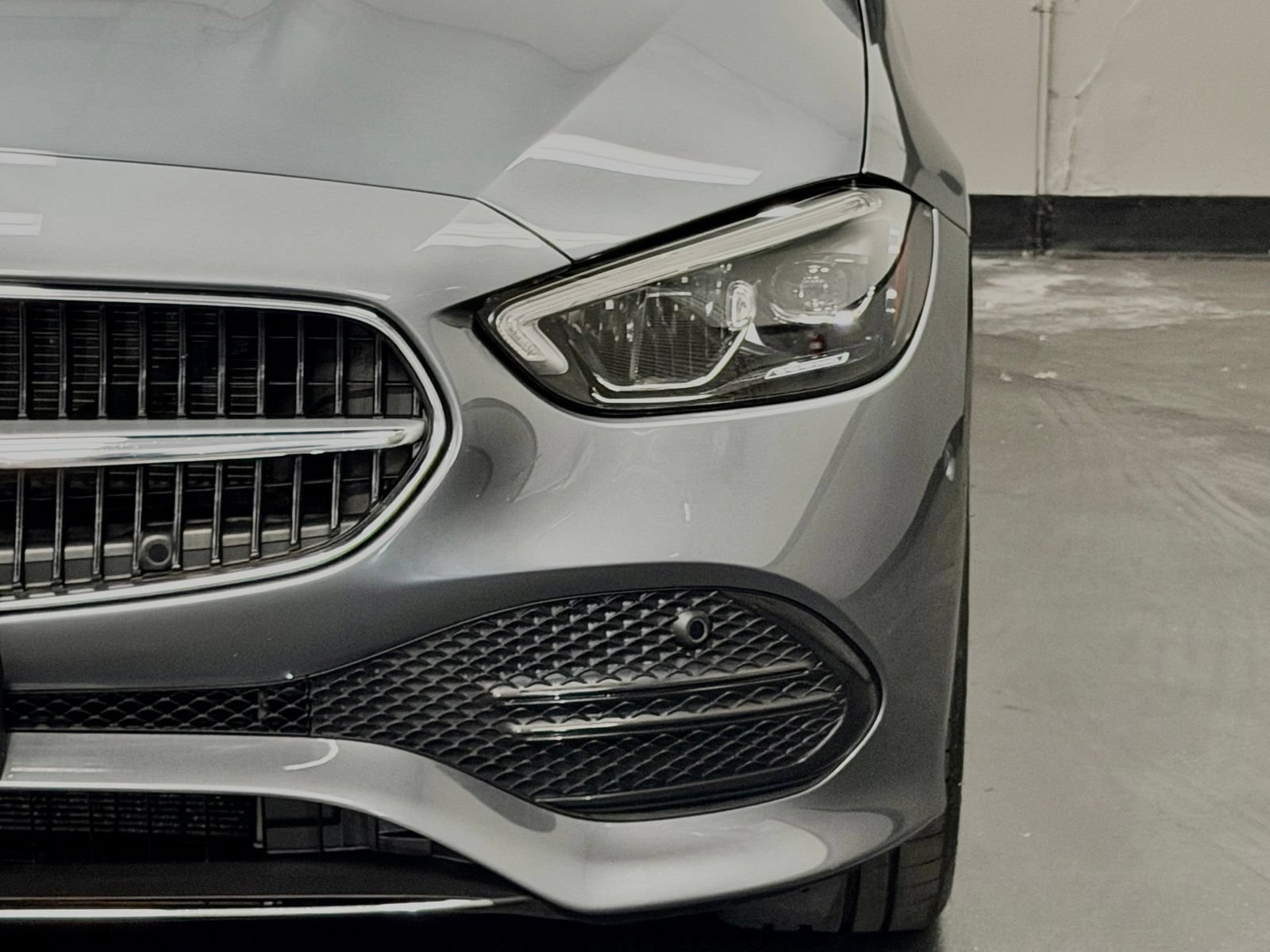 Certified 2024 Mercedes-Benz C 300 4MATIC Sedan w/ Exclusive Trim Package image 8