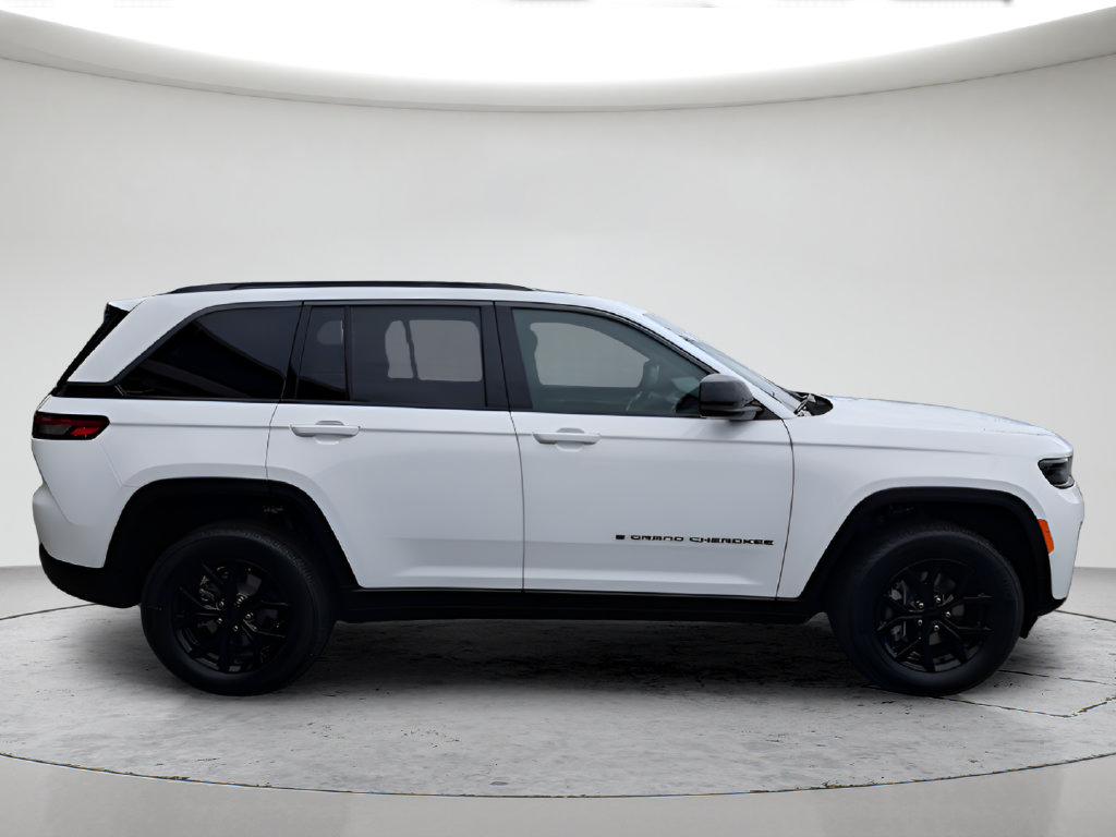 New 2026 Jeep Grand Cherokee 4WD image 4