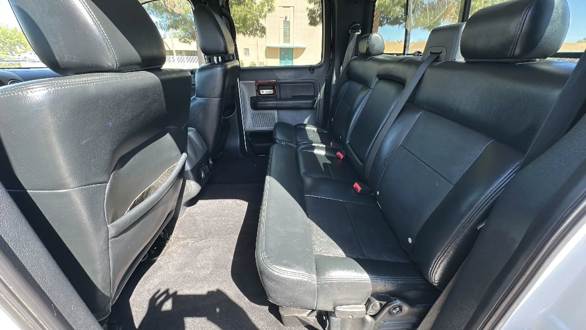 Used 2006 Ford F150 Lariat image 10