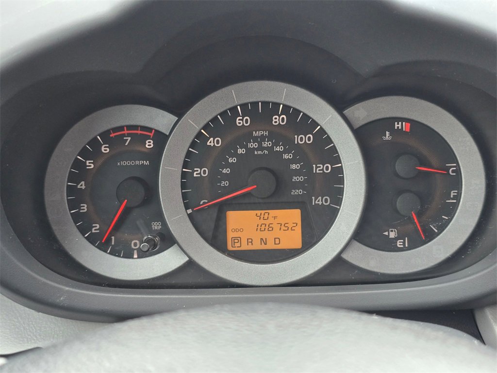 Used 2012 Toyota RAV4 FWD image 28