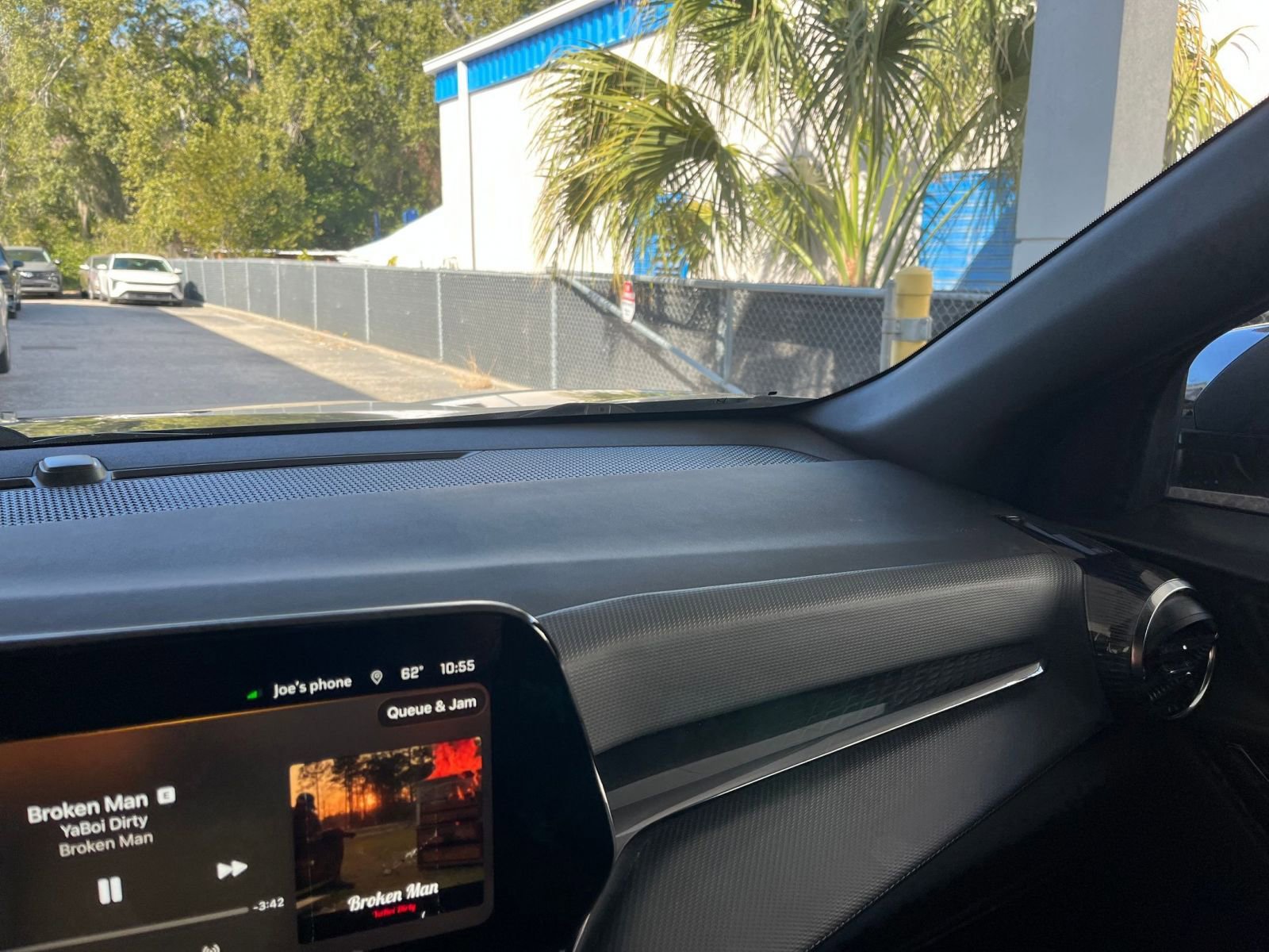 Used 2025 Chevrolet Equinox LT image 36