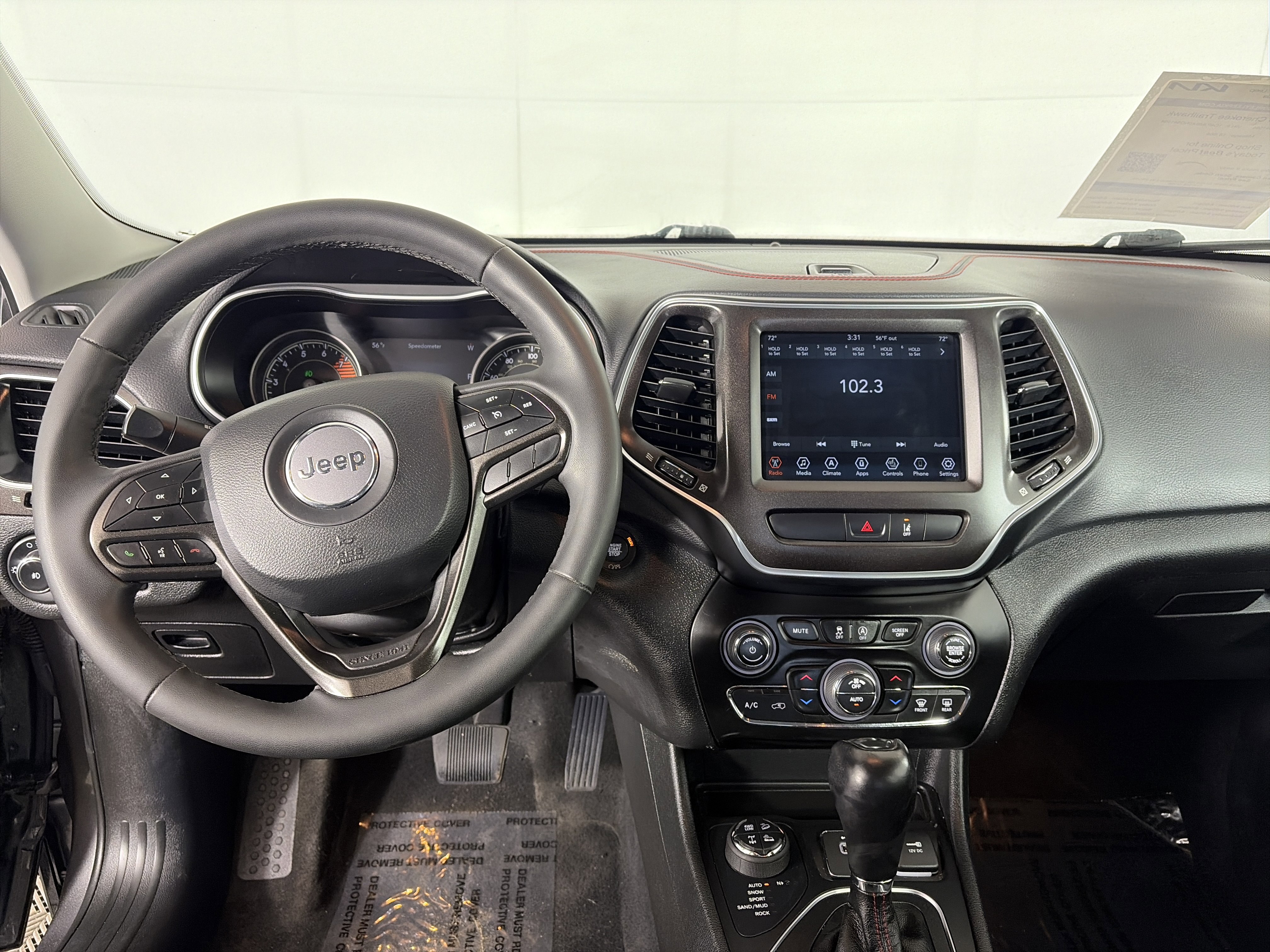 Used 2022 Jeep Cherokee Trailhawk w/ Premium Leather Package image 8