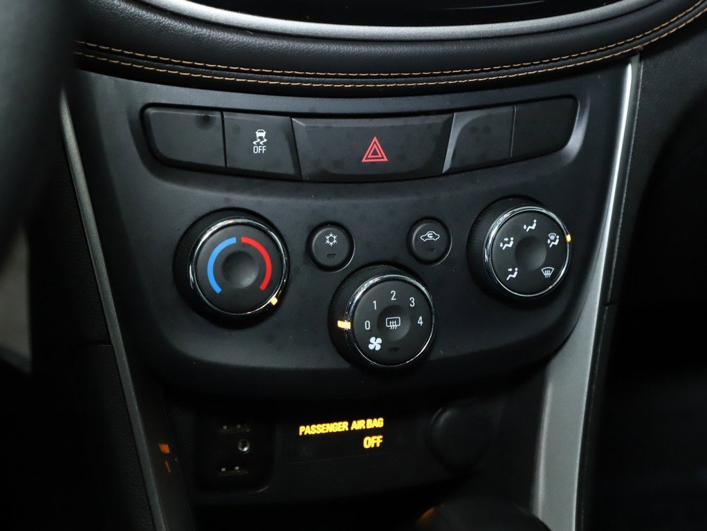 Used 2018 Chevrolet Trax LS image 25
