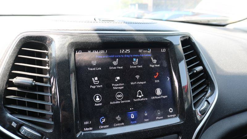 Used 2021 Jeep Cherokee Limited w/ Elite Package AWD/4WD image 18