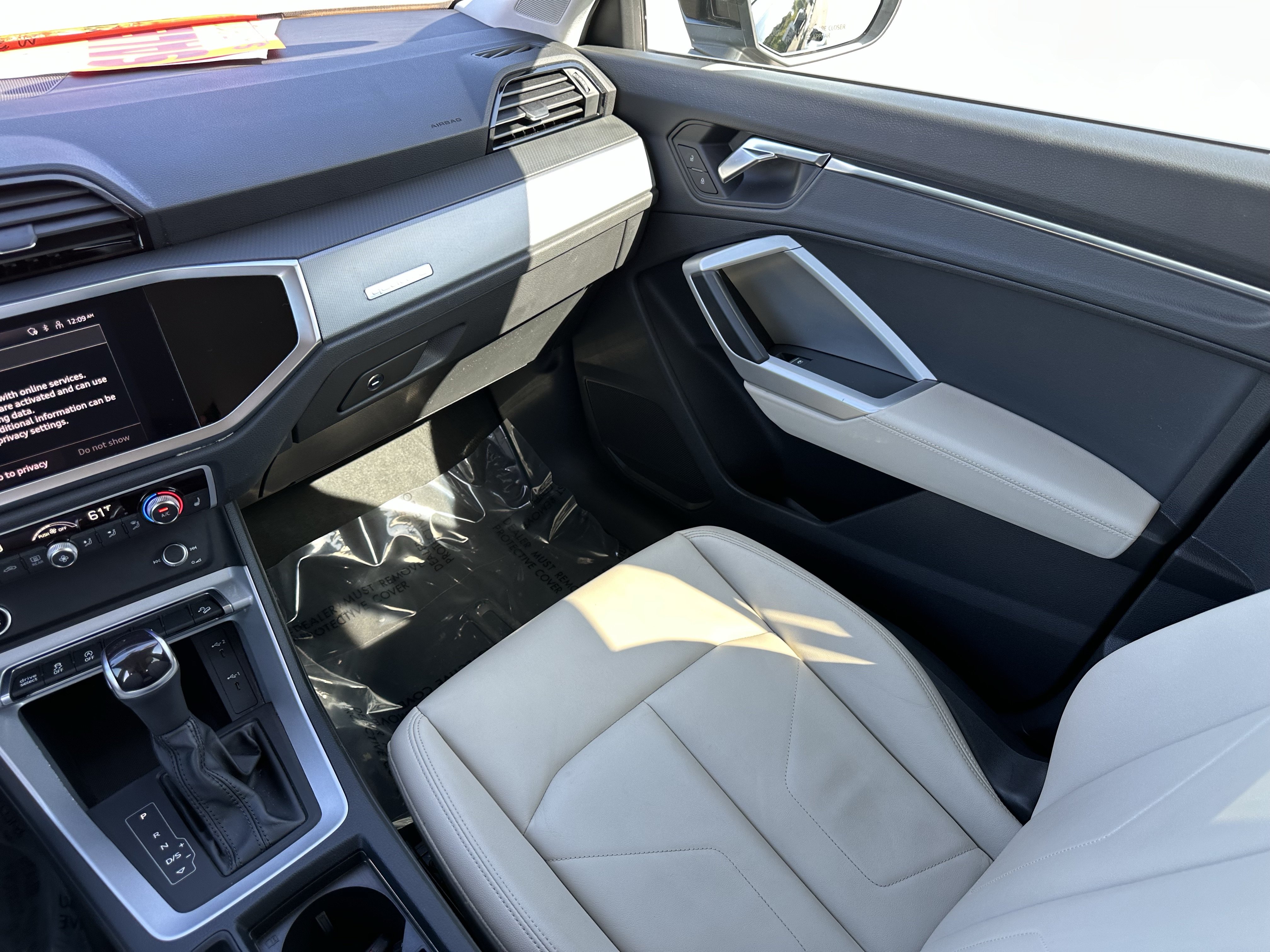 Used 2022 Audi Q3 2.0T Premium AWD/4WD image 16