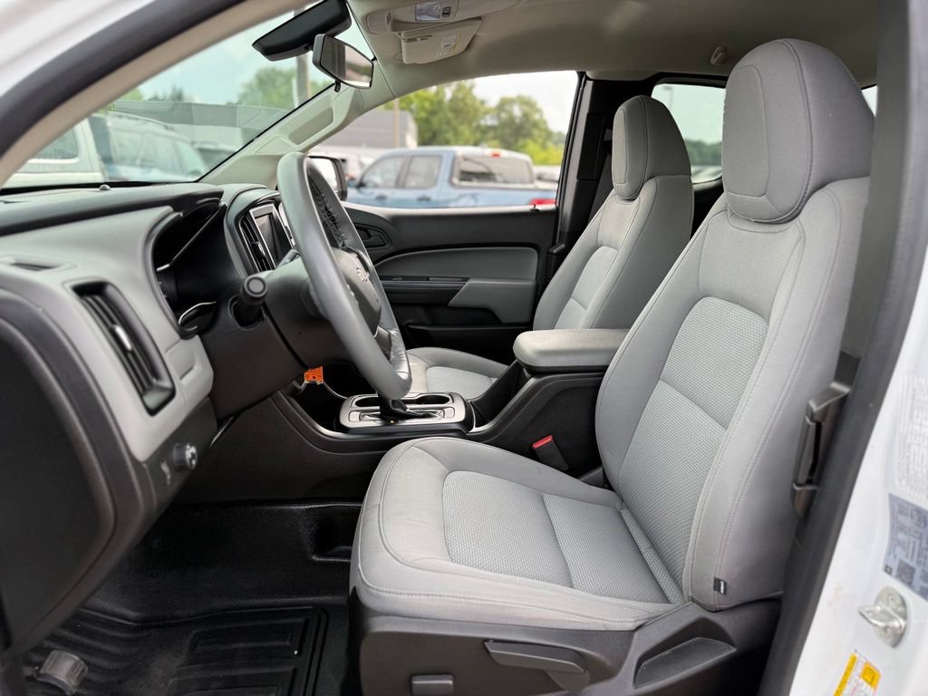 Used 2021 Chevrolet Colorado W/T RWD image 5