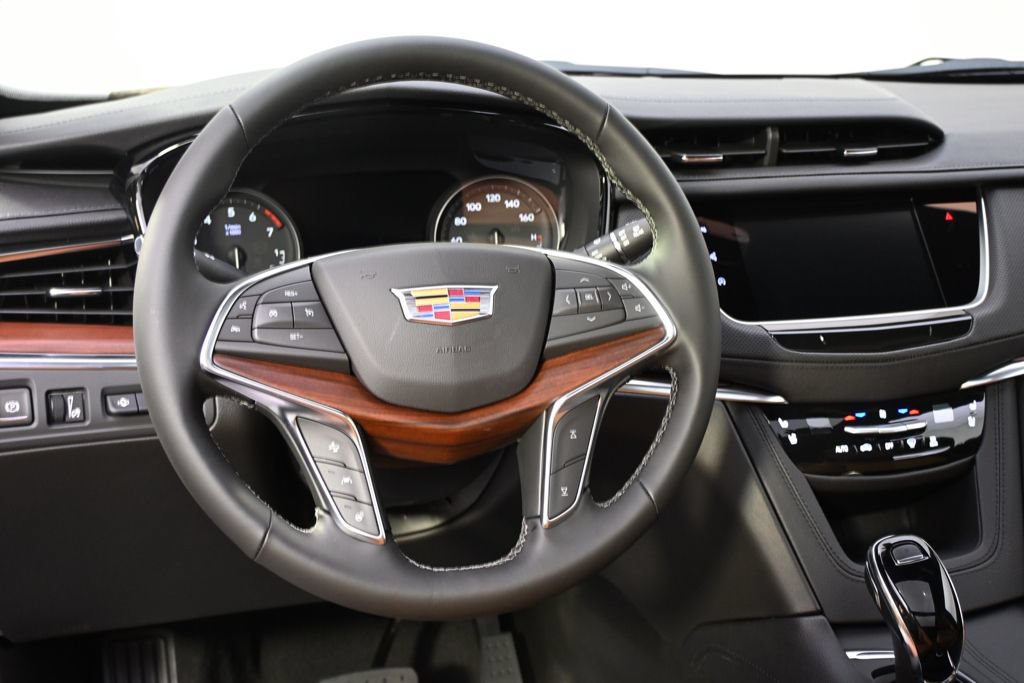 New 2026 Cadillac XT5 Premium Luxury w/ Driver Assist Package AWD/4WD image 12