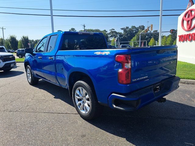 Used 2022 Chevrolet Silverado 1500 Custom AWD/4WD image 10
