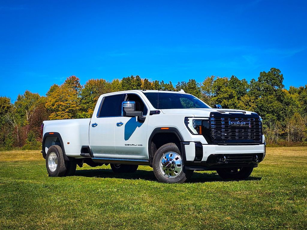 New 2026 GMC Sierra 3500 Denali Ultimate image 2