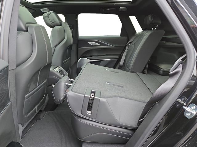 New 2026 Cadillac Lyriq V w/ Exterior Carbon Fiber Package image 11