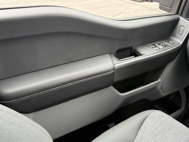 New 2025 Ford F350 XLT image 33