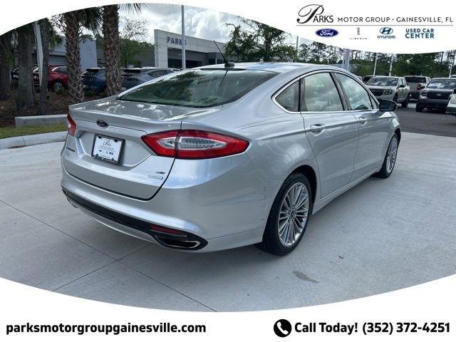 Used 2013 Ford Fusion SE FWD image 4