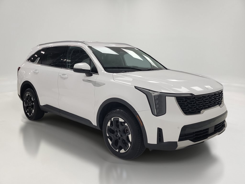 Used 2024 Kia Sorento S AWD/4WD image 3