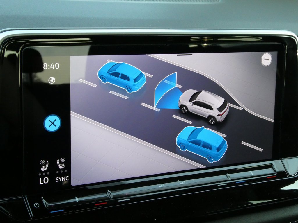 New 2025 Volkswagen Atlas Cross Sport SE image 45